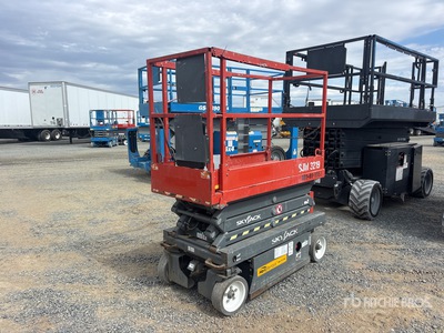 2016 Skyjack SJIII-3219 Electric Scissor Lift