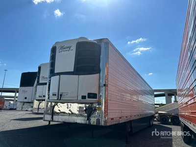 2015 Utility 53 ft x 102 in Sliding T/A Refrigerated Trailer