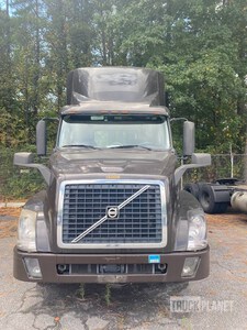 2016 Volvo VNL S/A Day Cab Truck Tractor