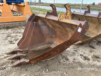 74 in Q/C V-Ditching Excavator Bucket - Fits 290/300 series