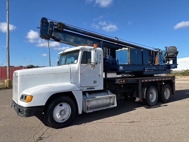1995 Freightliner FLD 120 6x4 Drill Truck 1995 Freightliner FLD 120 6x4 Drill Truck