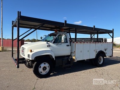 1999 GMC C6500 4x2 Utility Truck