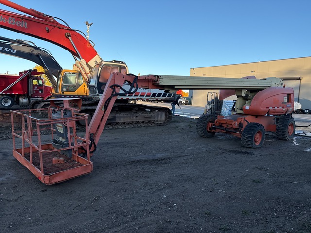 1999 JLG 660SJ 4WD Diesel Telescopic Boom Lift 1999 JLG 660SJ 4WD Diesel Telescopic Boom Lift