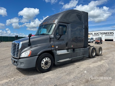 2018 Freightliner Cascadia 125 6x4 T/A Sleeper Truck Tractor