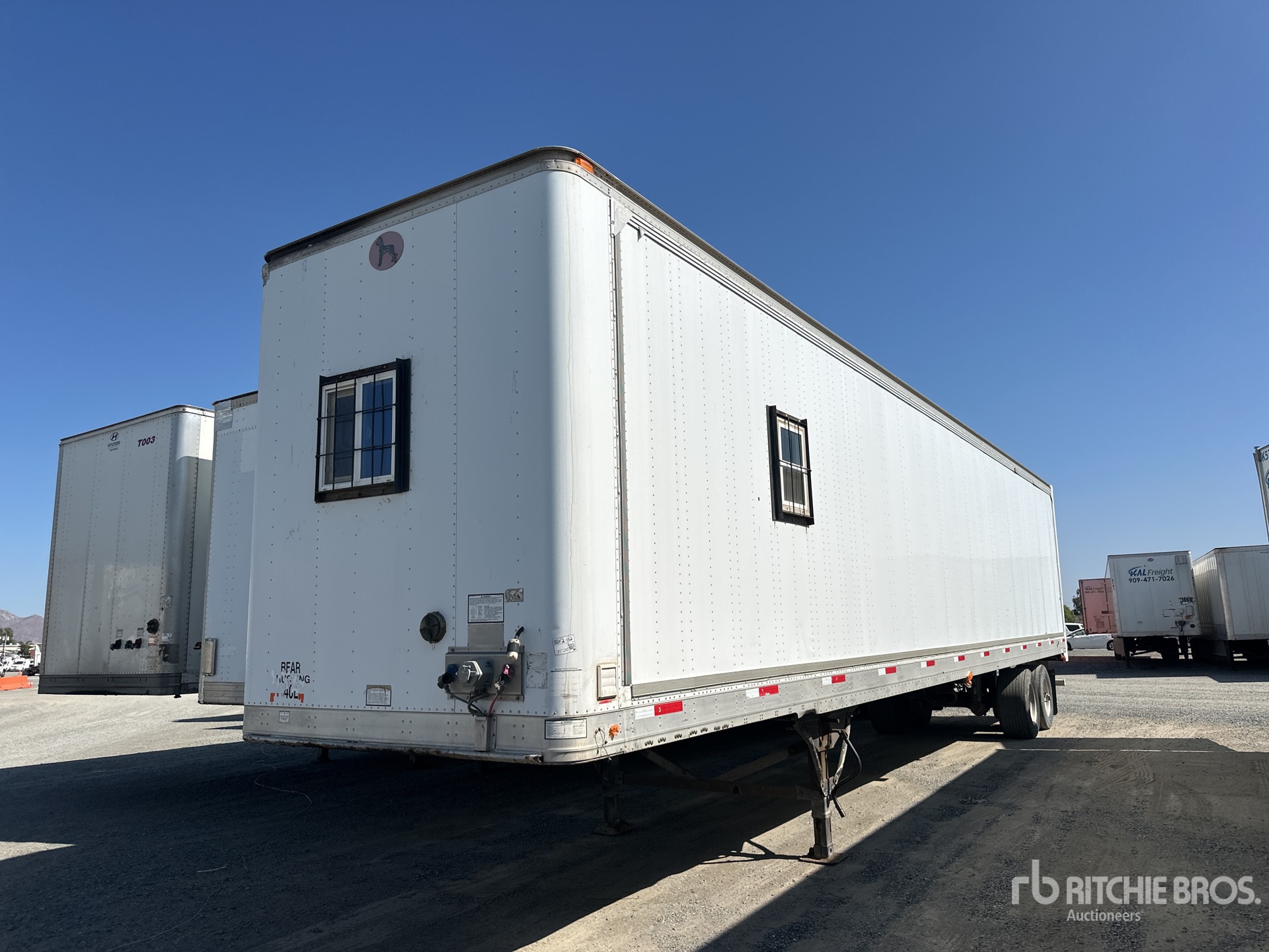 2010 Great Dane 48 ft T/A Van Trailer