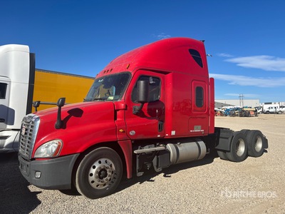 2018 Freightliner Cascadia 125 6x4 T/A Sleeper Truck Tractor (Inoperable)