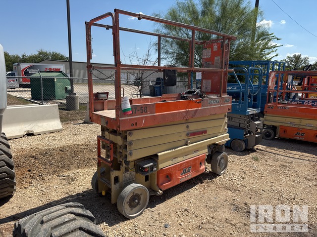 ELEVADOR TIJERA 2017 JLG 2632ES