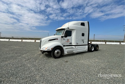 2023 Peterbilt 579 6x4 Cabina con cuccetta per trattore stradale