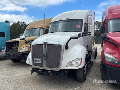2020 Kenworth T680 6x4 T/A Sleeper Truck Tractor (Inoperable)