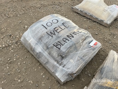Quantity of (100) Welding Blankets Varios, equipamiento de soldadura