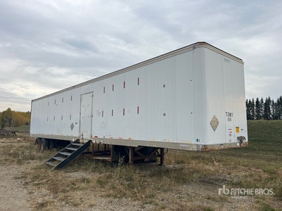 1996 Fruehauf FBHLP9 53 ft x 96 in T/A Van Trailer