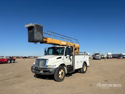 2007 Commercial EH 37 37 ft on 2009 International DuraStar 4300 4x2 Bucket Truck
