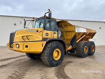 2009 John Deere 400D Articulated Dump Truck