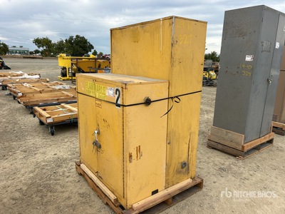 Quantity of (2) Safety Storage Cabinet أدوات يدوية متنوعة