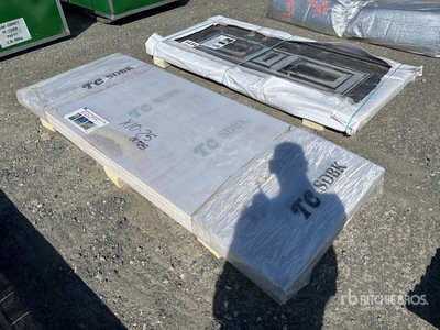 Quantity of (20) 8 ft x 3 ft Clear Corrugated Polycarbonate Roof Panel (Unused)