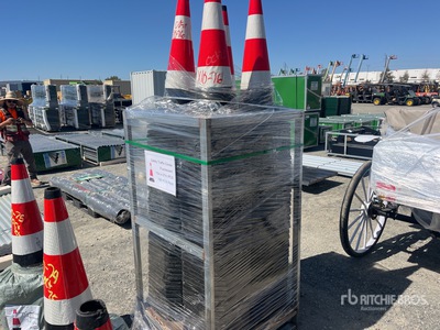Quantity of (180) 15 In X 27 In Conos de trafico