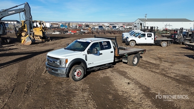 2017 Ford F-550 XLT 4x4 Crew Cab Pritsche-Lkw