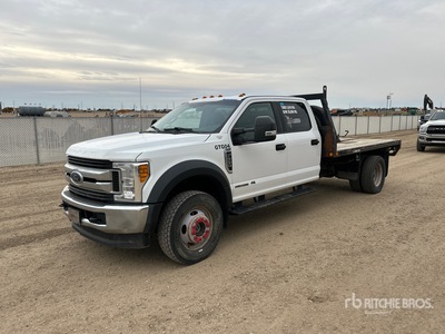2017 Ford F-550 XLT 4x4 Crew Cab Camión Caja Abierta