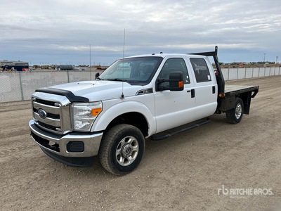 2015 Ford F-350 XLT 4x4 Crew Cab 平台トラック