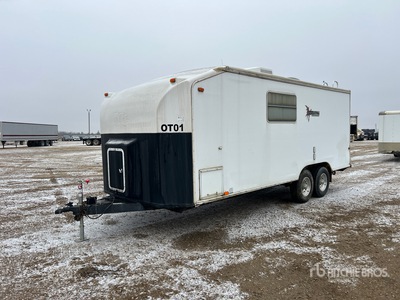 2007 Travelaire 21 ft x 8 ft Portable T/A Bureau mobile
