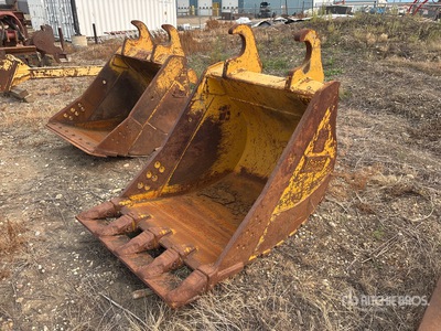 Brandt 42 in Q/C Digging دلو حفارة - Fits John Deere 250