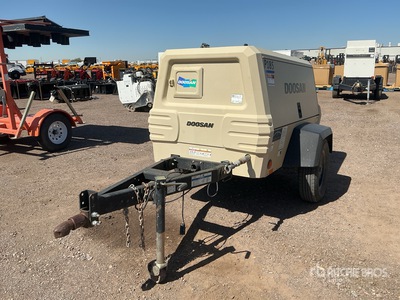 2018 Doosan P185WDO 185 cfm コンプレッサー