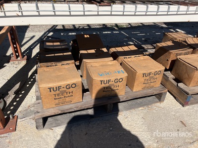 Quantity of (7) Pallets of Corona Trencher Teeth Varios, tienda, almacen, consumidor