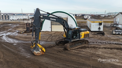 2021 John Deere 250G LC Tracked Excavator
