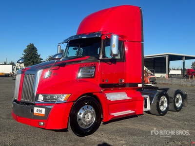 2015 Western Star 5700 XE 6x4 T/A Dagcabine Trekker