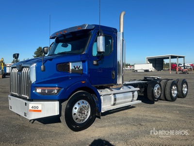 2023 Western Star 4700X 8x4 Tracteur routier