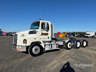 2015 Western Star 4700 8x4 Tri/A Day Cab Truck Tractor