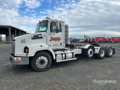 2015 Western Star 4700 8x4 Tri/A Day Cab Truck Tractor