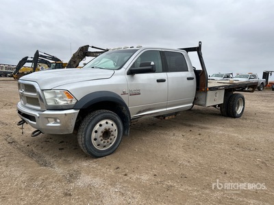 2014 Ram 5500 SLT 4x4 Crew Cab 平台トラック