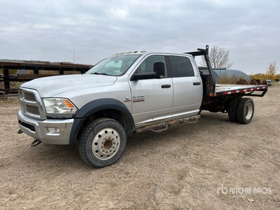 2014 Ram 5500 SLT 4x4 Crew Cab 平台トラック