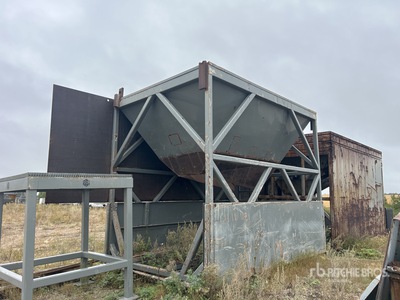 2012 PSI 9 ft 4 in x 14 ft 6 in 20 CU Meter 20 CU Yard Feed Aggregate Hopper