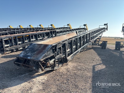 2009 WRT 36 in x 76 ft Portable Radial Stacking Conveyor