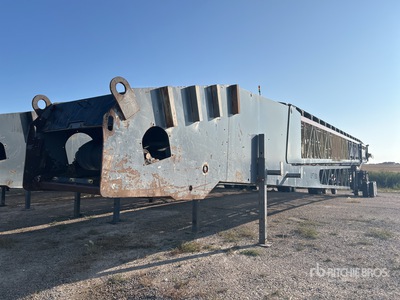 2013 Thor LPT150-8 36 in x 150 ft Telescopic Radial Stacking Conveyor