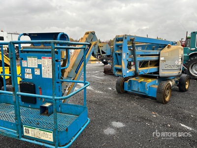 2000 Genie Z4525J 2WD Dual Fuel Piattaforma monobraccio articolata  (Inoperable)
