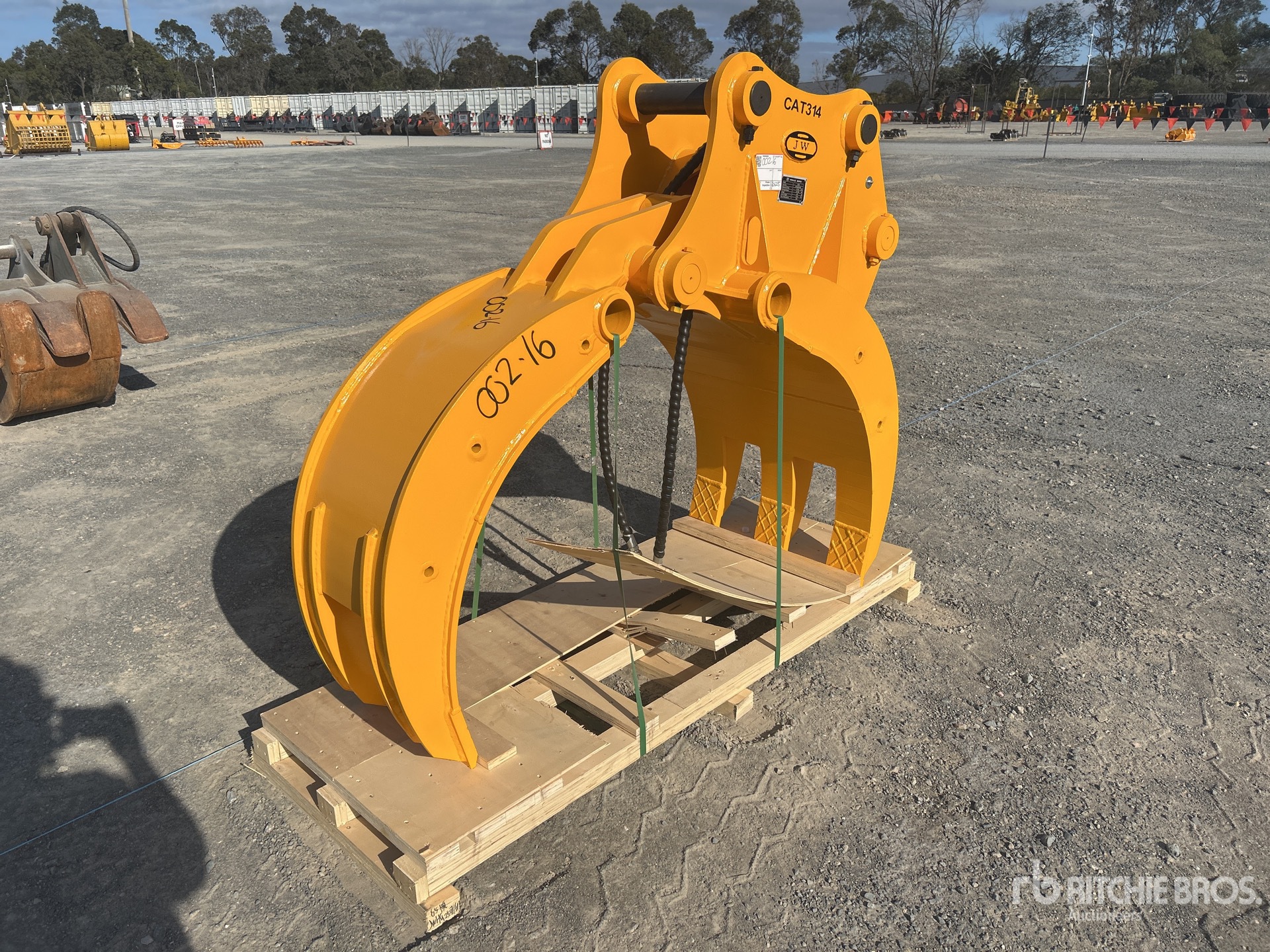 2025 JW ASC70 Q/C Excavator Grapple - Fits 10 - 18 Ton (Unused)