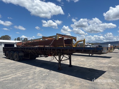 Custom Built 12.8 m Tri/A Flatbed Trailer
