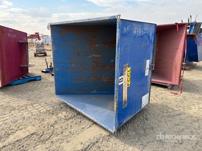5 ft 4 in x 4 ft 8 in Self-Dumping Hopper