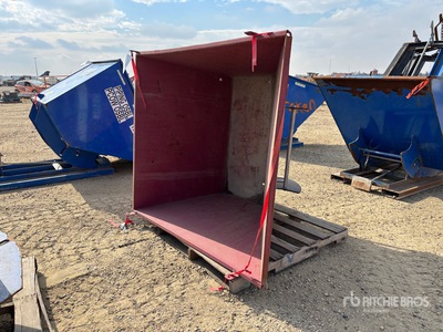 5 ft 4 in x 4 ft 8 in Self-Dumping Hopper