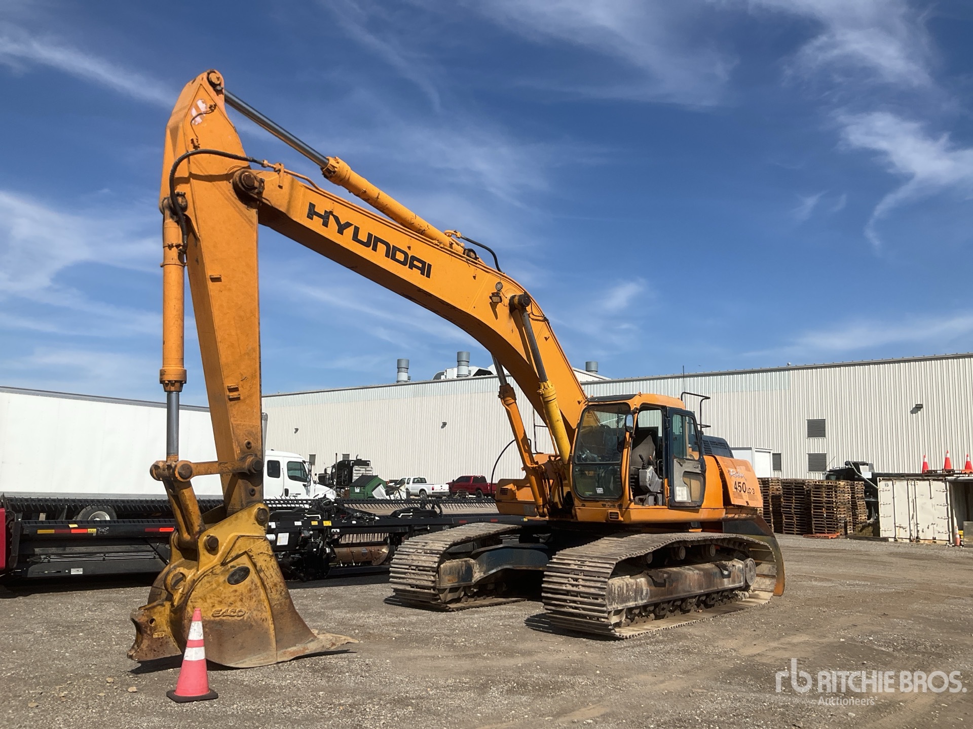 1996 Hyundai Robex 450LC-3 Tracked Excavator (Inoperable)