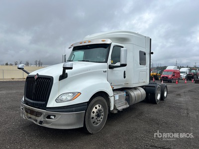 2019 International LT625 6x4 Cabeza Tractora Cabina Dormitorio
