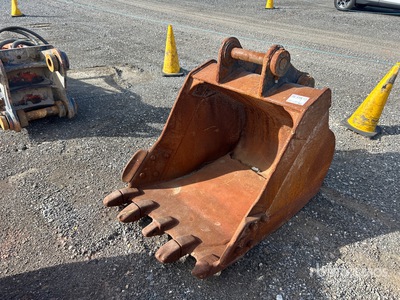 NYE 36 in Digging دلو حفارة - Fits Volvo ECR145