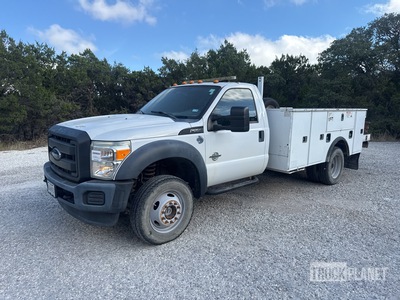 2016 Ford F-550 XL 4x4 Utility Truck