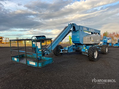 2010 Genie Z135/70 4WD Diesel Plataformas Elevadoras Articuladas