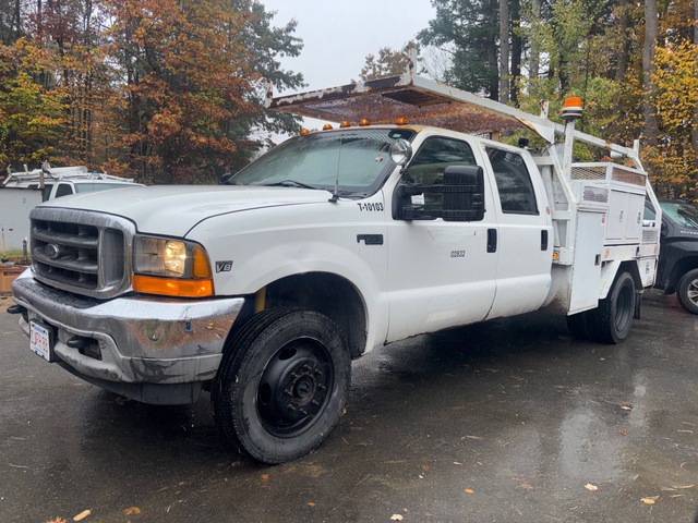 1999 Ford F-450 4x4 Crew Cab Service Truck 1999 Ford F-450 4x4 Crew Cab Service Truck