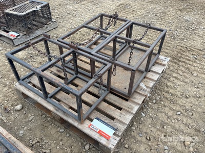 Quantity of (3) Truck Mounted Tank Storage Racks Accessori per autocarro