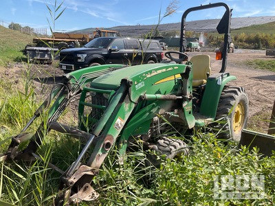 John Deere 3320 4WD Utility Tractor (Inoperable)